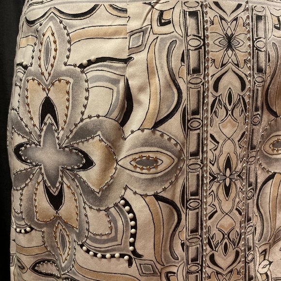 WHBM Size 4 black-white-pink skirt - Picture 5 of 5